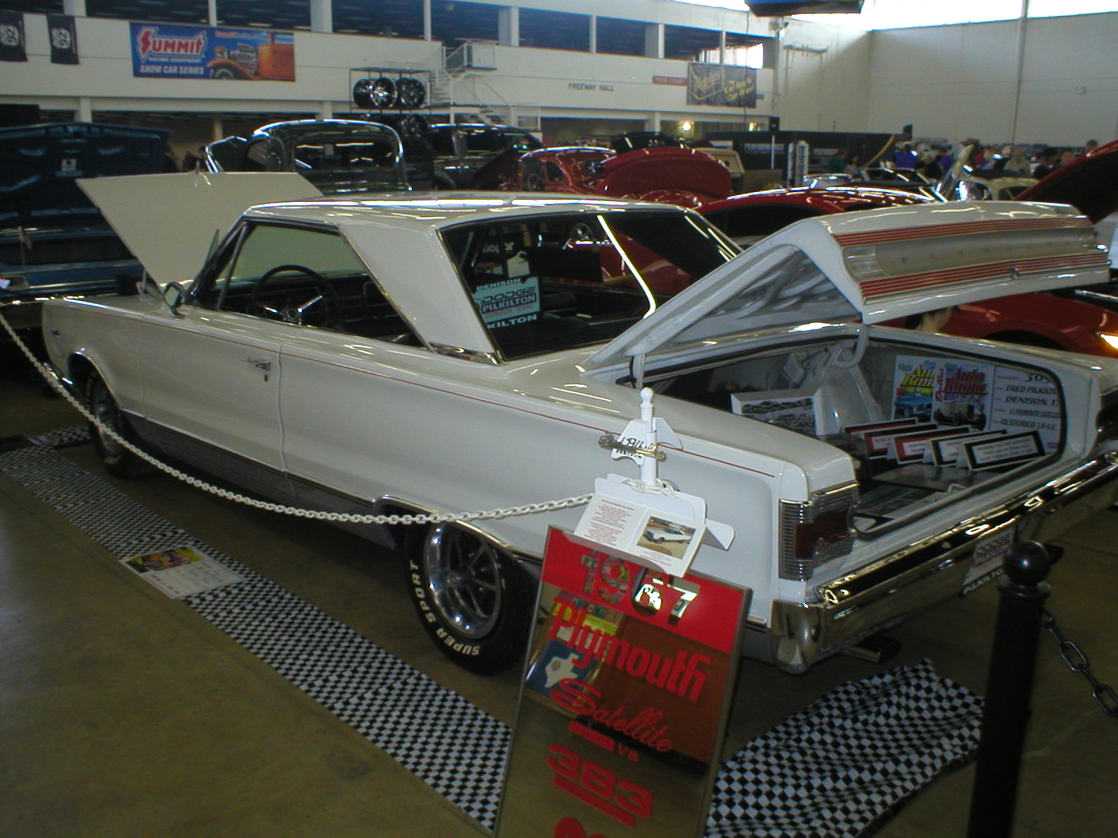 1967 Plymouth Satellite - Fred Pilkilton Motors - Denison Texas