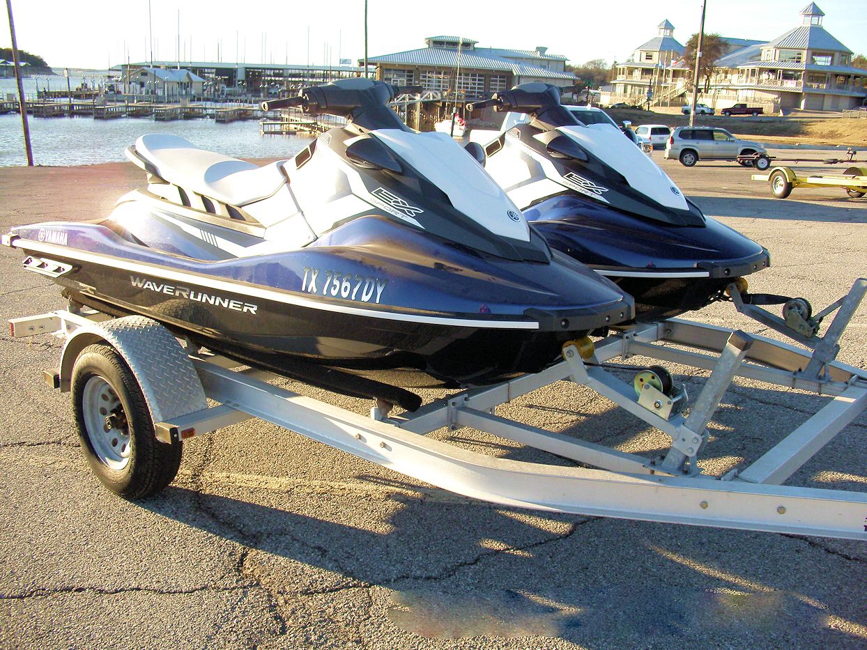 Yamaha WaveRunners EX Sport 2017 Model - Blue w/White Trim - Fred Pilkilton Motors - Denison Texas