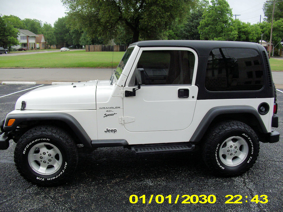 2001 Jeep Wrangler Sport 4.0 4X4 2 Door TJ - Fred Pilkilton Motors - Denison Texas