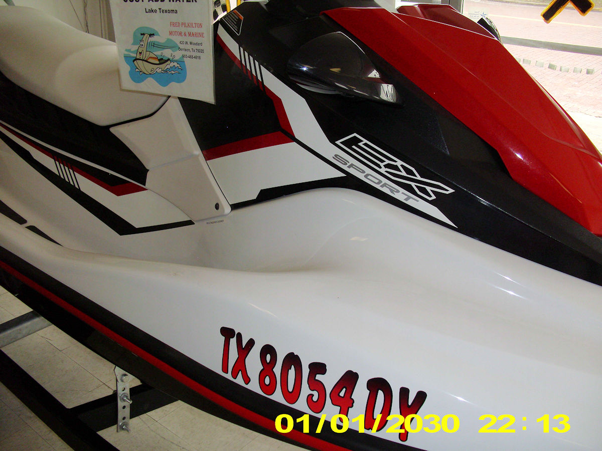 2018 Yamaha Wave Runner EX Sport PWC Jet Ski Red-Blk-Wht - Fred Pilkilton Motors in Denison Texas