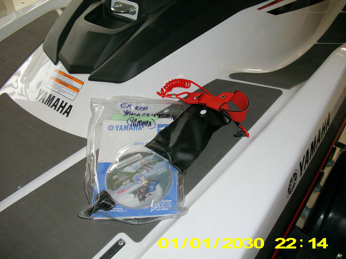 2018 Yamaha Wave Runner EX Sport PWC Jet Ski Red-Blk-Wht - Fred Pilkilton Motors in Denison Texas