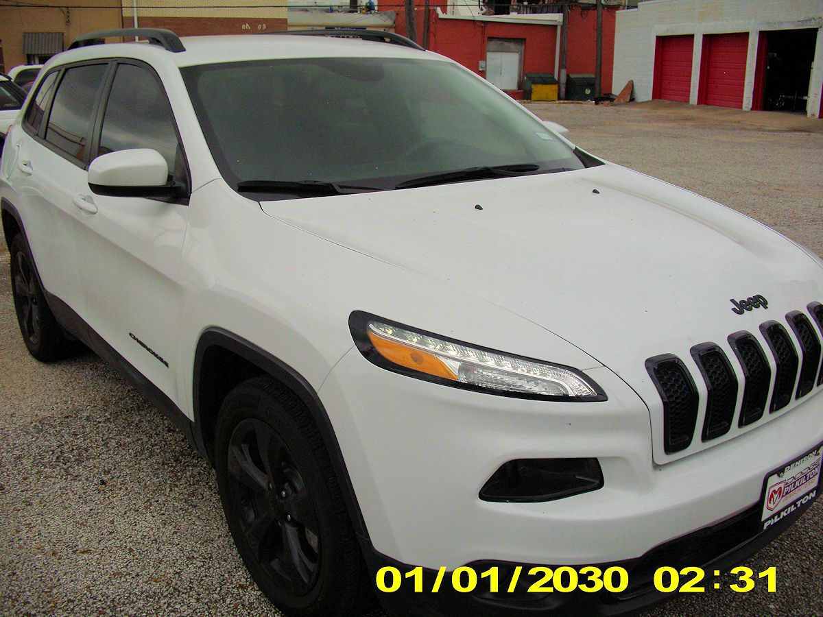 2018 Jeep Cherokee Latitude Black Top Edition SUV