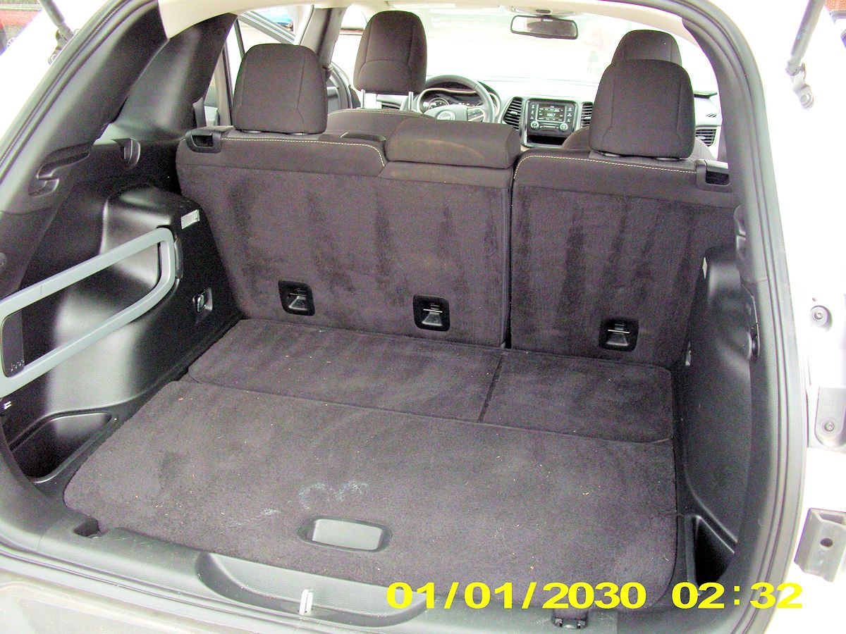 2018 Jeep Cherokee Latitude Black Top Edition SUV