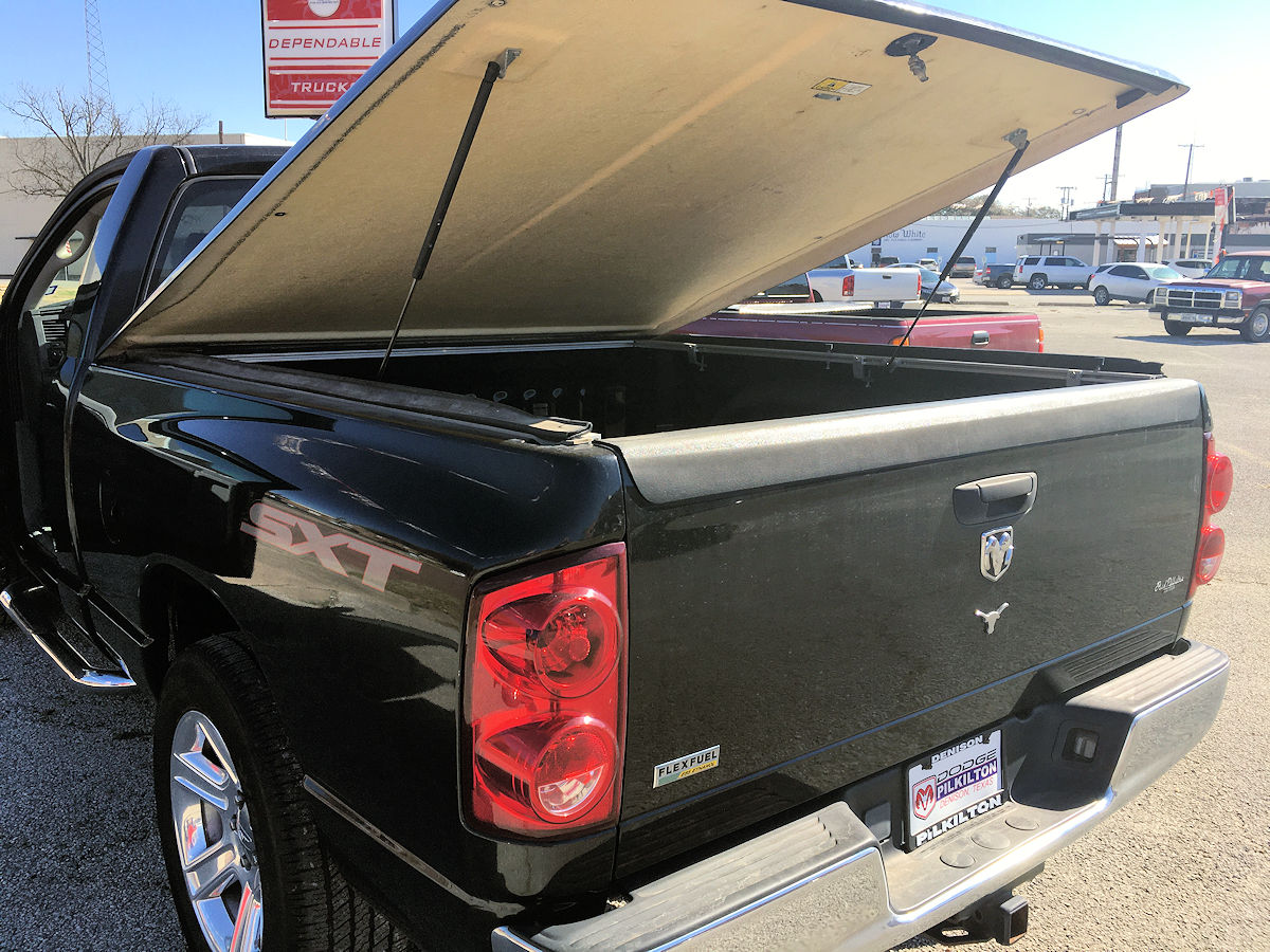 2008 Dodge Ram 1500 SXT Black - Fred Pilkilton Motors in Denison, Texas