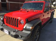 2020 Jeep Gladiator GT Crew Cab Pickup 4X4 Firecraker Red - Fred Pilkilton Motors in Denison Texas