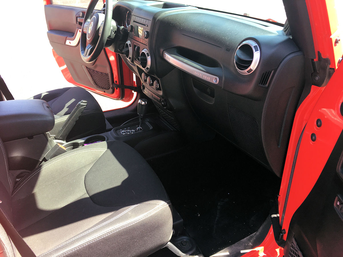 2013 Jeep Wrangler Unlimited Sahara 4 Door 4X4 - Fred Pilkilton Motors in Denison Texas