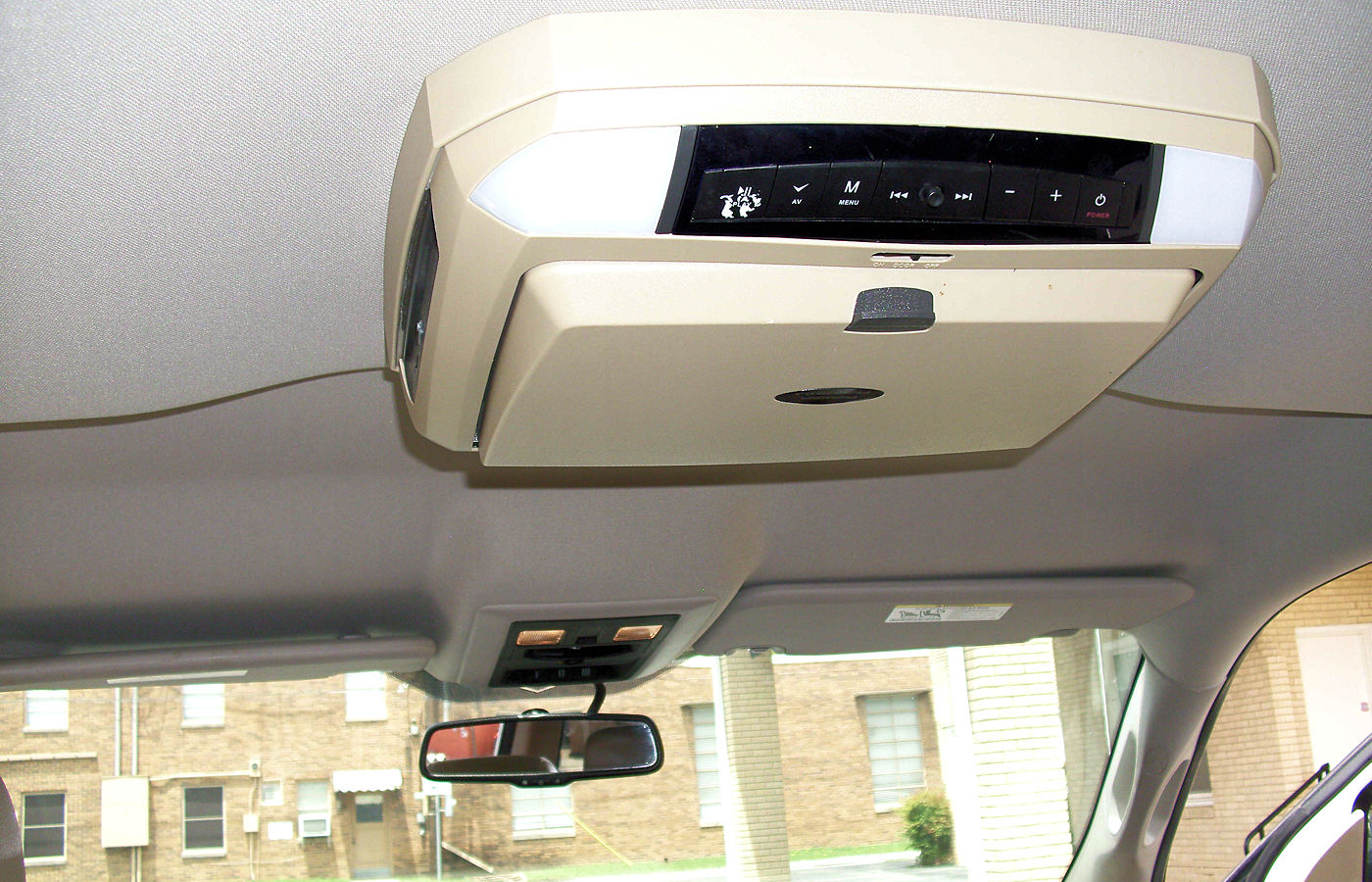 v2012 Dodge Ram 1500 Crew Cab Laramie 4X2 - Fred Pilkilton Motors in Denison Texas