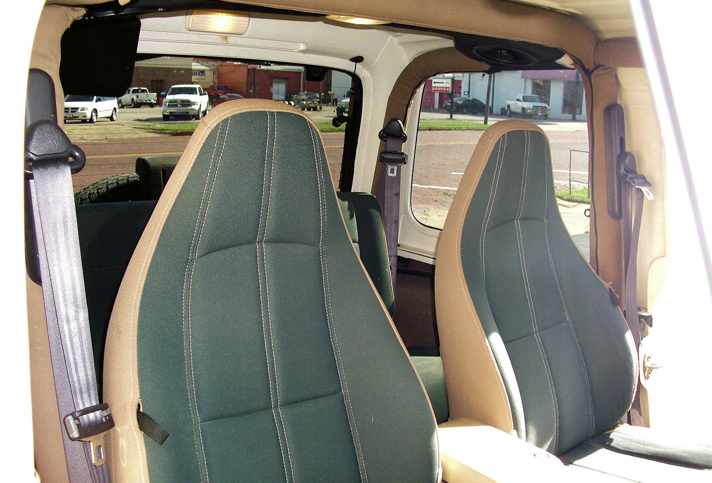 2000 Jeep Wrangler Sahara 4X4 White - Fred Pilkilton Motors in Denison Texas