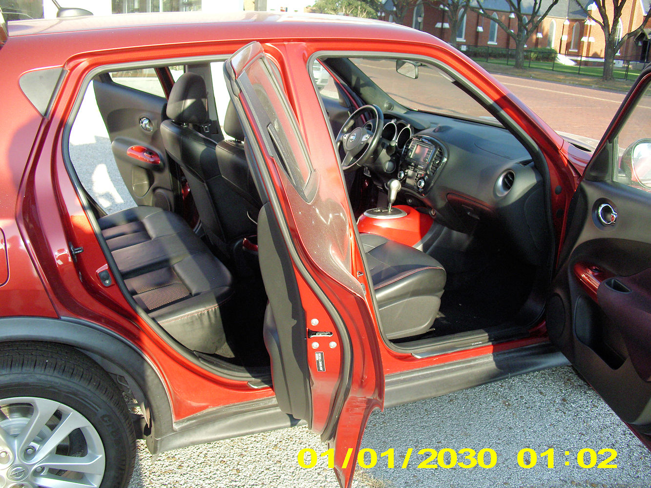2012 Nissan Juke SL AWD Maroon - Fred Pilkilton Motors - Denison Texas